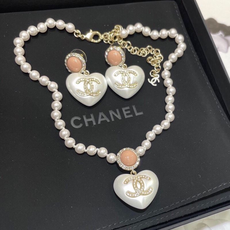 Chanel Necklaces